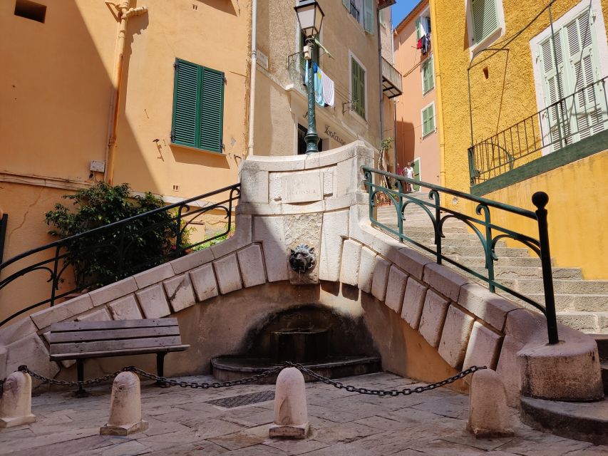 2-Hour Paddle Boarding Tour in Villefranche - Start at 17 Pl. Emmanuel Philibert, then face the Citadelle de Villefranche-sur-Mer