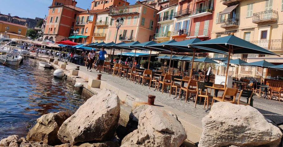 2-Hour Paddle Boarding Tour in Villefranche - Place du Conseil, the medieval fountain, and views over the harbour beaches