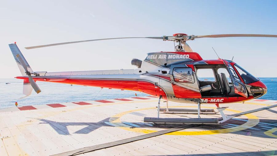 20-minute panoramic flight from Nice - Monaco’s Princely View: Palaces, Yachts, and Perched Villas