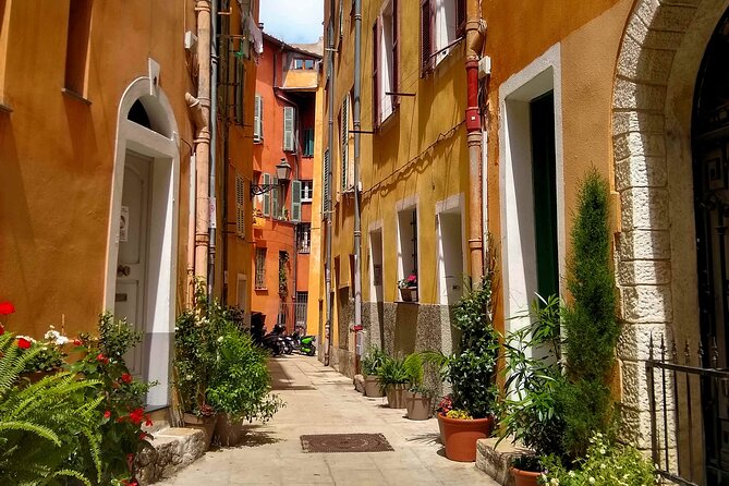 A Writer's Guide to Nice: An Audio Tour of the Old Town - Chapels You Might Skip: Miséricorde and Saint-Suaire