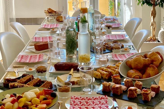 An Unforgettable Gourmet Morning in Nice - The welcome and the shift into French morning mode