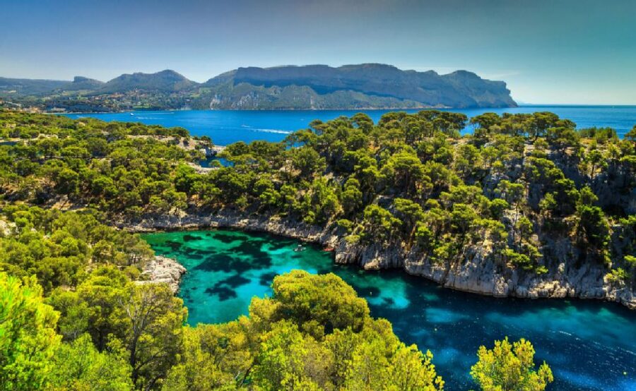 Calanques of Cassis, Aix-en-Provence & Wine Tasting Day Tour - Who This Tour Suits Best (and Who Might Want a Different Day)