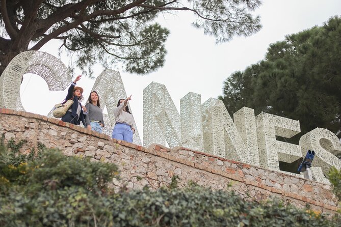 Cannes and Antibes Afternoon tour from Nice - The Bay of Angels, Juan-les-Pins, and Golf-Juan: a quick photo stop that’s worth it