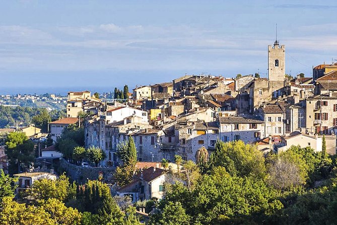 Cannes & Antibes private guided tour - Palais des Festivals in Cannes, Movie-Festival Energy in One Hour