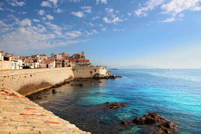 Cannes, Antibes & St Paul de Vence Half Day Private Tour - Hotel Pickup, Air-Conditioned Comfort, and the Private-Van Advantage