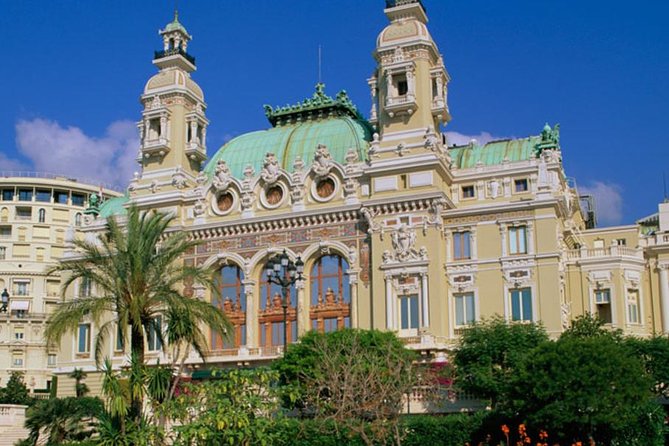 Eze,Monaco ,Monte-Carlo Shared and Guided 1/2 Day Tour from Nice - Place du Palais and the Casino Square photo moment