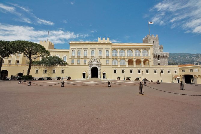 Eze,Monaco ,Monte-Carlo Shared and Guided 1/2 Day Tour from Nice - Who should book this Eze and Monaco half-day