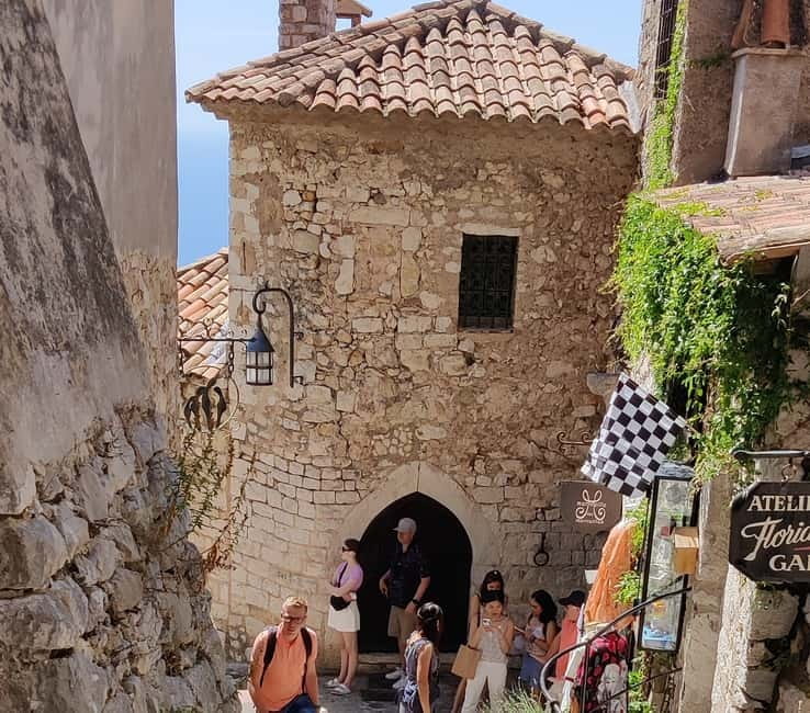 Èze: Walking Tour with a Local Guide - Église Notre-Dame de l’Assomption: Ochre Facade and a Clock Bell Tower