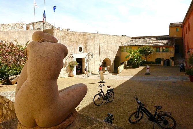 Fantastic Villefranche's Bay & Cape - E-Bike Tour from Nice - Les Musees de la Citadelle: fort views over Villefranche’s sea-facing streets