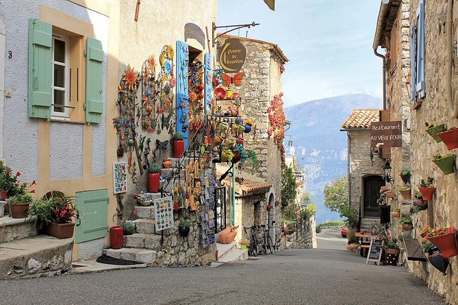 Flavors & Tastes of Provence , Shared & Guided 1/2 Day from Nice - Saint Paul de Vence, Where Artists Set the Tone