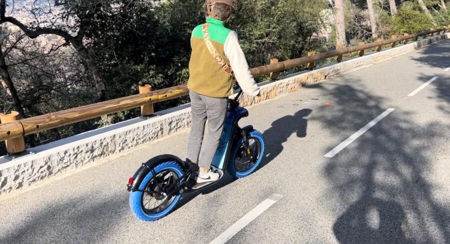 French Riviera : Guided Visit on a E-Scooter - Why this e-scooter tour makes sense for the Riviera
