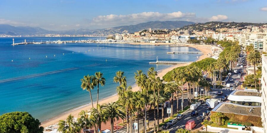 French Riviera in One Day from Nice - Moyenne Corniche: The Quick 15 Minutes That Set the Tone