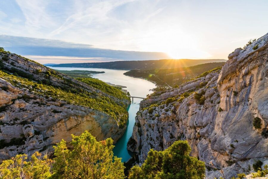From Nice: Gorges du Verdon Guided Tour - Lake Sainte-Croix Photo Overlook, Then Real Free Time