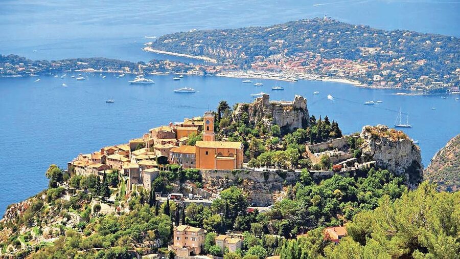 From Nice: half-day to Monaco, Monte-Carlo and Eze - From Nice up the Moyenne Corniche for bay views