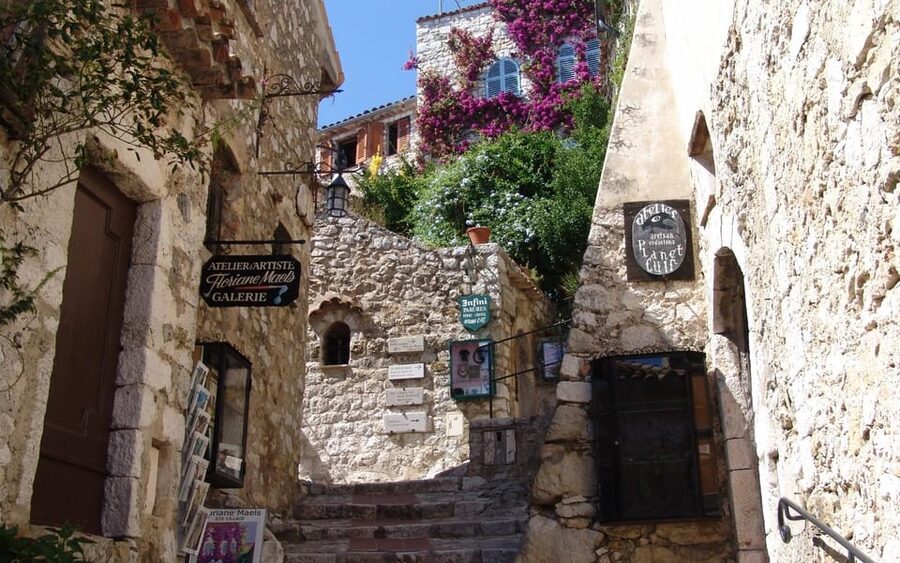 From Nice: Monaco, Monte-Carlo and Eze Village Guided Tour - Stop 2: The Rock of Monaco, the Cathedral area, and sea views