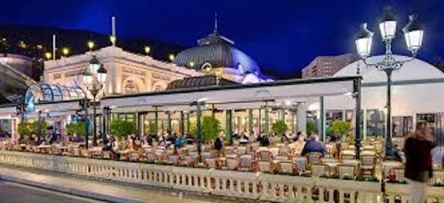 From Nice: Monaco Night Tour - Dinner choice: beachside vs casino square, and how to decide quickly