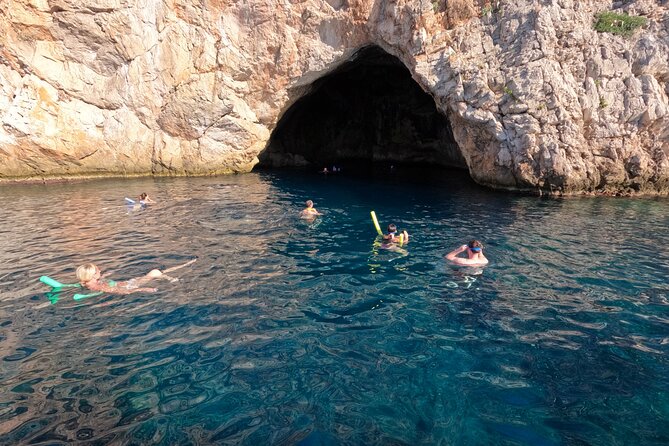 From Nice : Secret Riviera Boat Tour to Mala cave with Snorkeling - La Réserve de la Mala cave: the snorkeling swim break