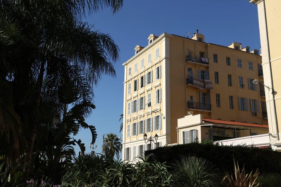 From Nice: Walking & driving tour of Nice - Vieux Nice alleyways, squares, and churches on a human pace