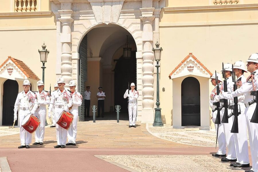 Full-Day Small Group Tour to Monaco and Eze - Monte Carlo Casino, F1 Track Drive, And Hôtel de Paris Charm