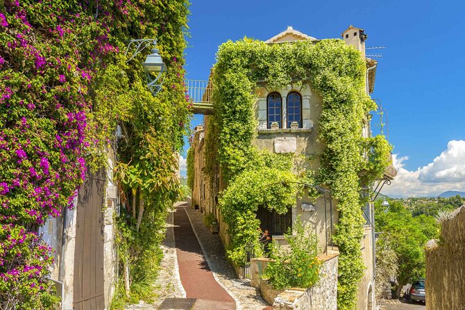 Full day tour Medieval Villages Grasse Gourdon Tourettes St Paul - Gourdon’s fortress geography, from Saracens to World War II
