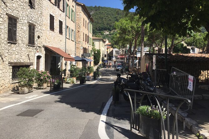 Grasse perfumery Fragonard, Gourdon, Tourettes Sur Loup, Saint Paul De Vence - Getting the most from short village time: pacing, stairs, and your photo plan