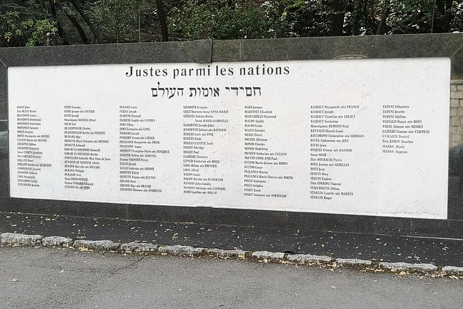 Jewish Heritage Tour of Nice - Where the story lives: ghetto streets, cemeteries, and memorial walls