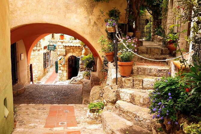 Monaco, Monte-Carlo and Eze Village Small Group Half-Day Tour - Èze Village, from medieval streets to the summit viewpoint