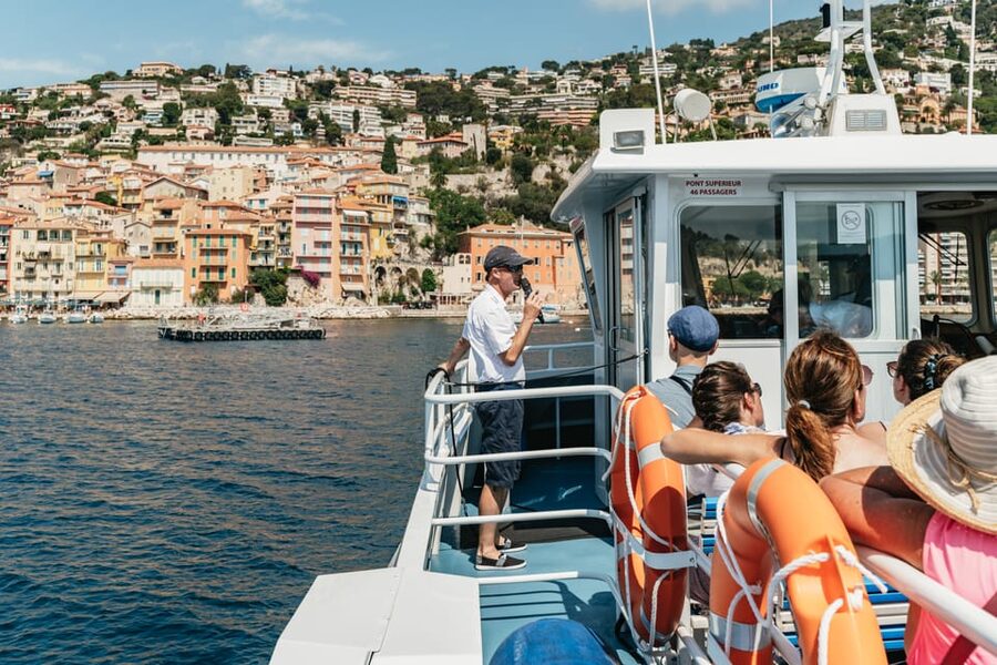 Nice: 1-Hour Sightseeing Cruise to Villefranche Bay - Baie des Anges and the Promenade des Anglais from turquoise water