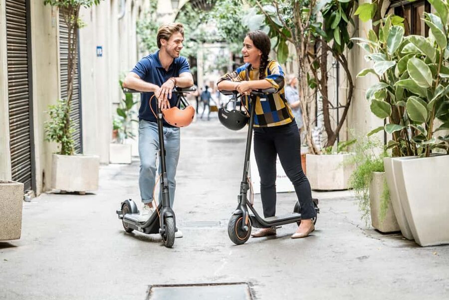 Nice: 1h30 E-scooter highlights tour - The promenade payoff: Promenade des Anglais, #IloveNice, and 7 kilometers
