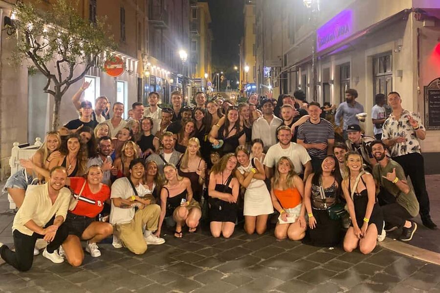 Nice: 4 Bar, 1 Club Riviera Bar Crawl Party with Free Shots - Starting Point at Hostel Villa Saint Exupery, Right by Massena Square