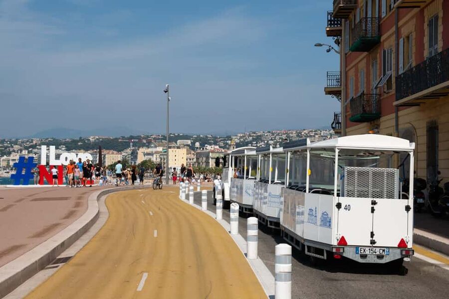 Nice: A gentle ride on a little electric train with a panoramic view - Comfortable for Mobility Needs, Including Wheelchairs