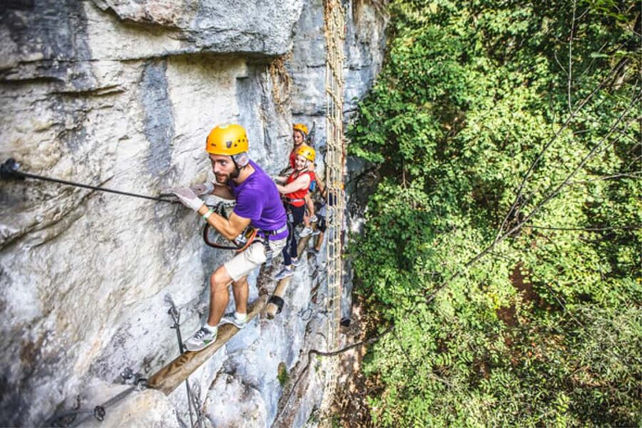 Nice: Adventure park in an exceptional natural setting - From Nice area to the park: reception is 2.5 km from your first climb