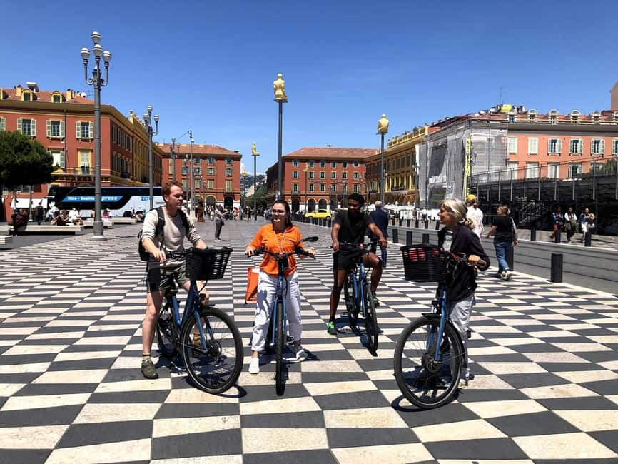 Nice and its panoramics surroundings on e-bike - Riding the old Port, then out toward Villefranche