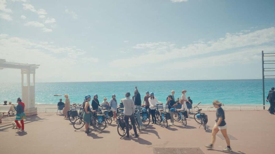 Nice: City Highlights Bike tour - Promenade des Anglais and Hotel Negresco, the classic Nice welcome
