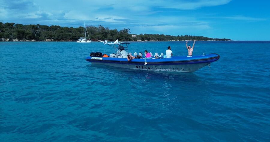 Nice: Lerins Islands Boat Tour with Snorkeling - Cruising past Antibes and the Baie des Milliardaires by boat