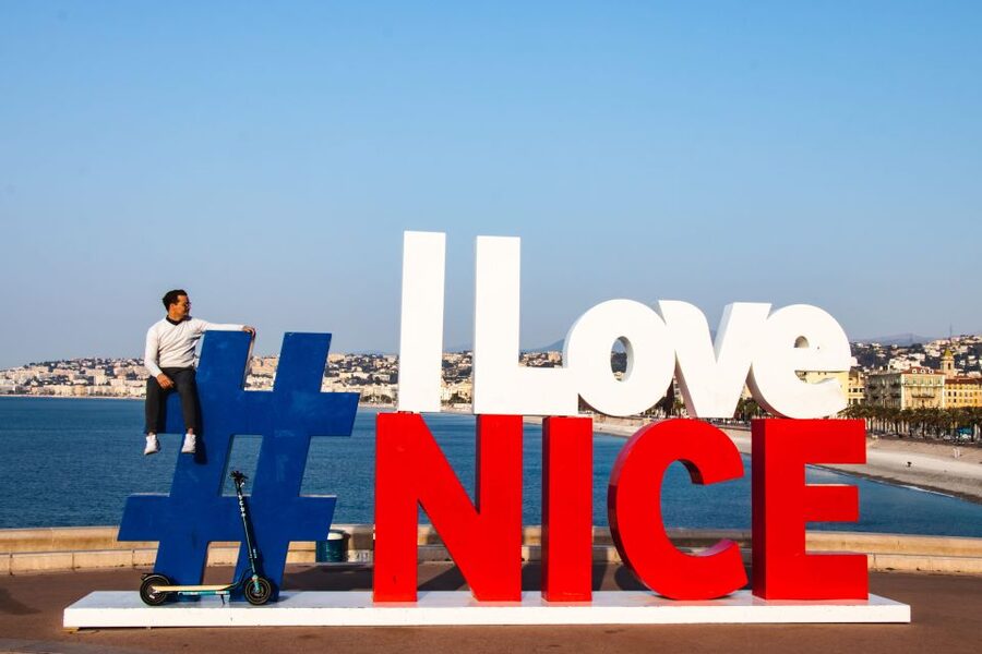 Nice: Must-Sees Electric Scooter Tour - Where the tour starts: 7 Av. Villermont and the yellow corridor