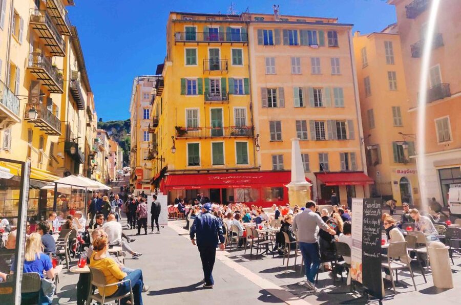 Nice Old Town and Castle Hill: Guided Cultural Walking Tour - Value and pacing for a $30, 135-minute walk