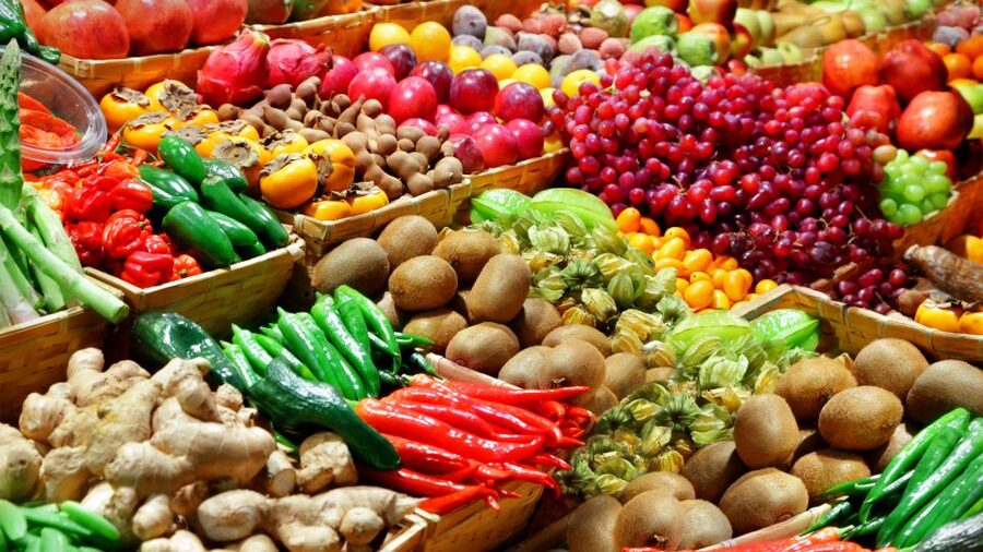 Nice: Old Town Food Walking Tour - The market stop, where Nice food makes sense fast