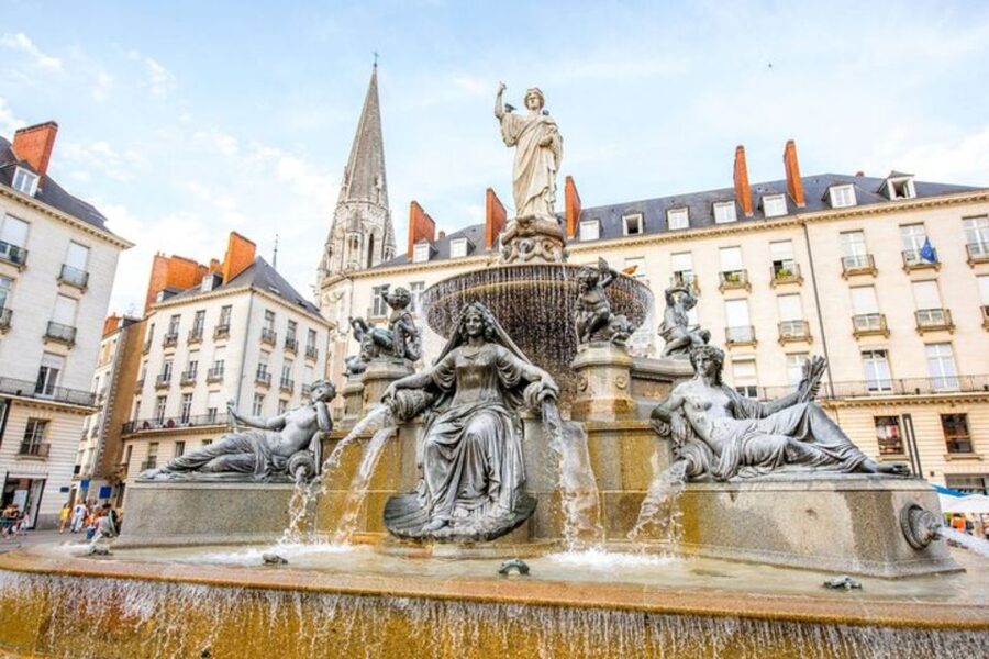 Nice: Private custom tour with a local guide - Key things you will notice right away