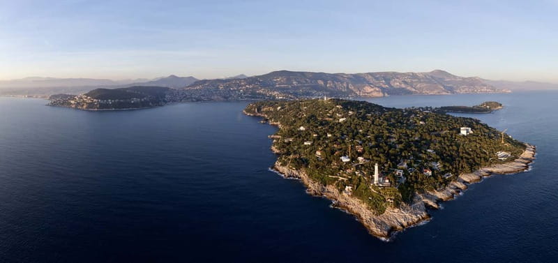 Nice: Snorkeling Speedboat Tour in Villefranche Bay - Why Villefranche Bay makes snorkeling feel natural