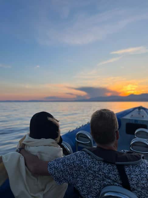 Nice: Sunset Boat Tour with Wine and Local Snacks - What You Eat and Drink: Wine, Niçois Snacks, and the Apéritif Mood