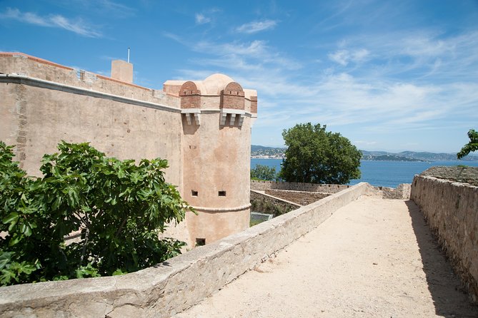 Nice to St Tropez Ferry Ticket and Cruise - St Tropez on Foot: Old Port, Cobblestone Streets, and Market Energy