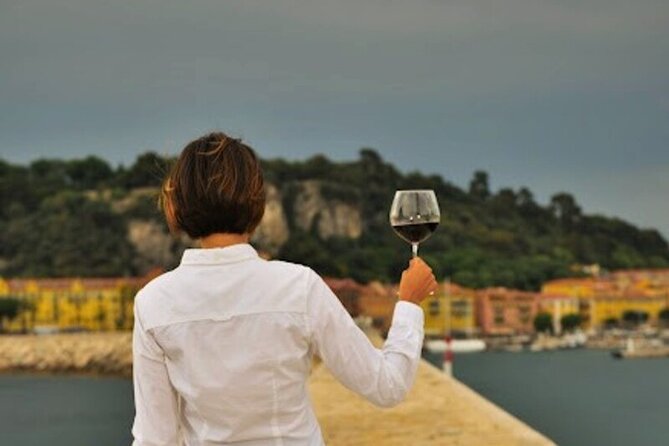 Nice Walking Tour with Wine Tasting - Opera de Nice area: old candies, baroque details, and street flavor