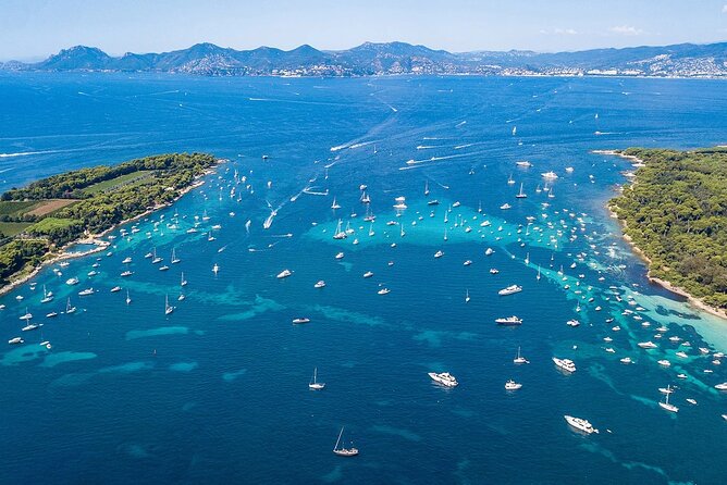 Private Boat Tour Nice, Villefranche, St Jean Cap Ferrat - Stop 1: St-Jean-Cap-Ferrat for Big Sea Views and Prime Coastline Angles
