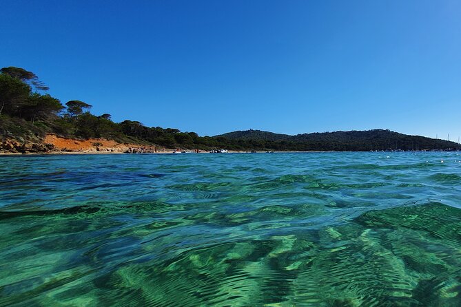 Private full-day boat trip to Porquerolles - Boarding in Hyères: your 10:00 am start and private setup