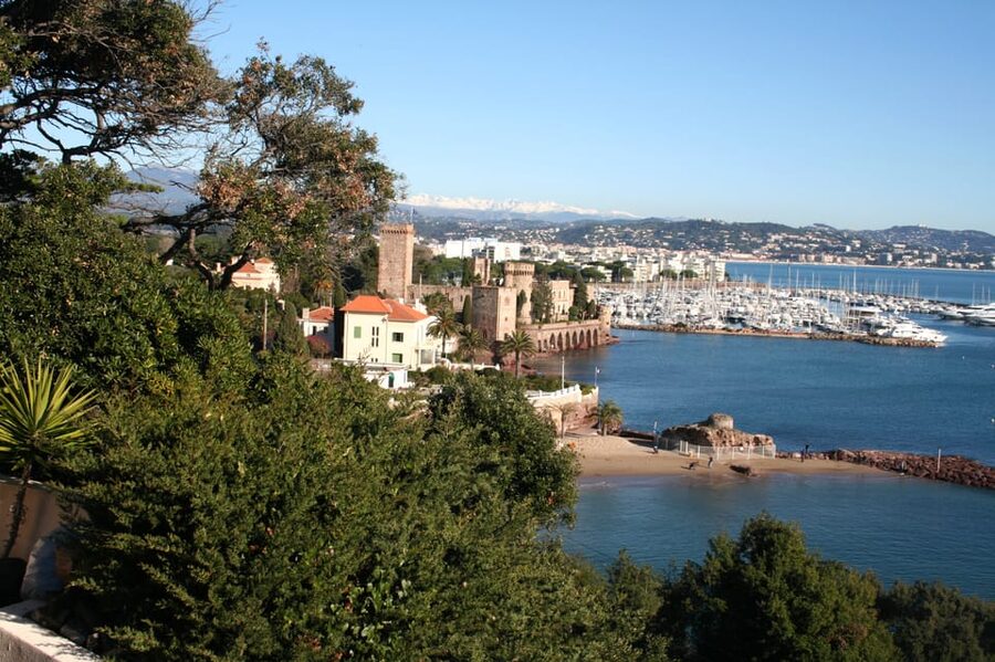 Private Half-Day Tour of the French Riviera in a Vintage Car - Key things to know before you ride