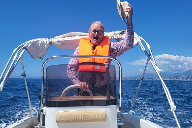 Private Tour of Nice by Bike and Boat - Small landmarks, big stories: Fountain Apollo, Palais de Justice, and Rossetti