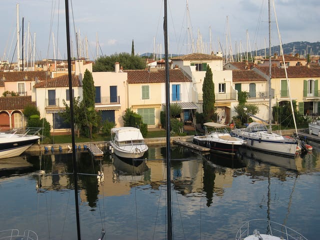 Saint Tropez and Port Grimaud: Full-Day Tour - Should you book this tour?