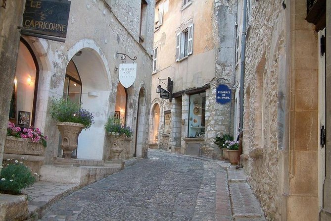 Self Guided Antibes, Cannes & Saint Paul de Vence from Nice - Saint-Paul-de-Vence in 45 Minutes: Hilltop Views and Painter-Town Vibes