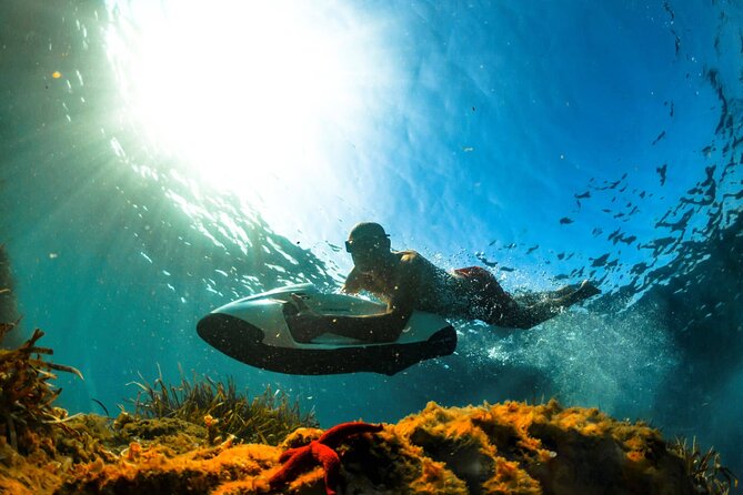 Session of 30 minutes of Unique Sensations in Underwater Scooter - Where to Meet and How to Plan Your Timing in Roquebrune-sur-Argens